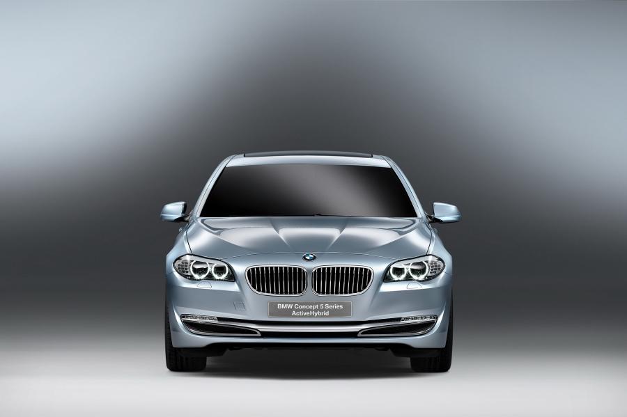  BMW 5-Series ActiveHybrid Concept 2010 года  (фото 8 из 12)